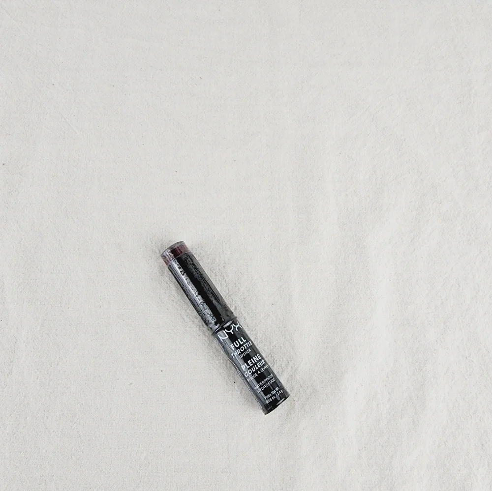LAST ONE 🔥NYX full Throttle Lipstick FTLS06